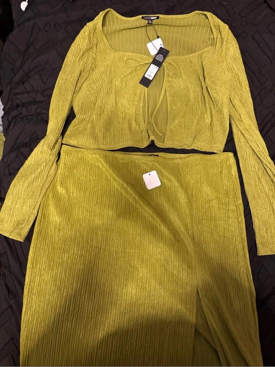 Fashion Nova Dresses & Skirts - Fashion Nova Ribbed Two-Piece Skirt Set